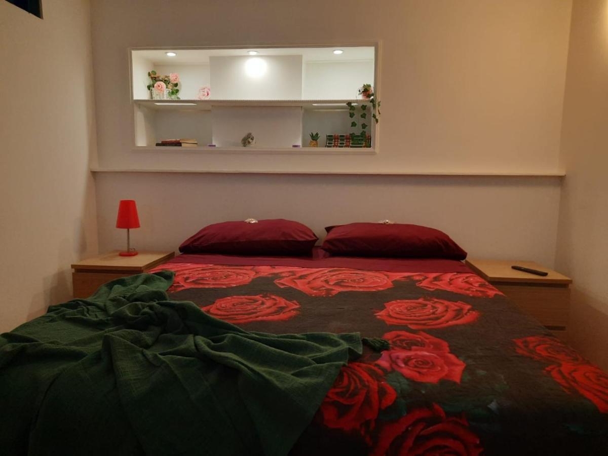 La Casa Del Largo Del Rosso Lejlighed Pozzuoli Eksteriør billede